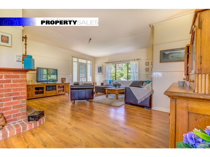 105 Marslens Road, Hill End VIC 3825