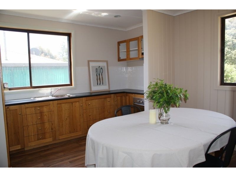 21 Caldwell Street, Moe VIC 3825