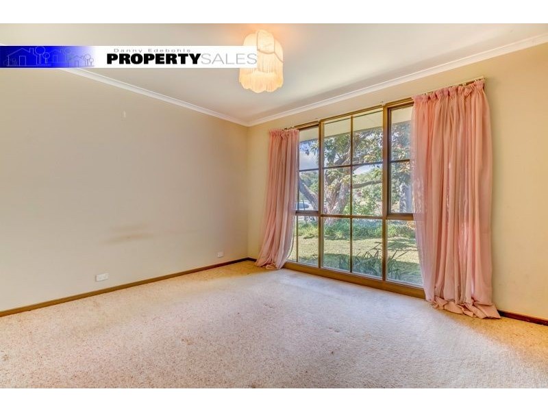3 Tooronga Road, Willow Grove VIC 3825