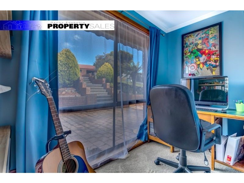 2 Taurus Way, Moe VIC 3825