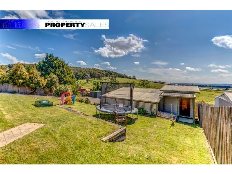 2 Taurus Way, Moe VIC 3825