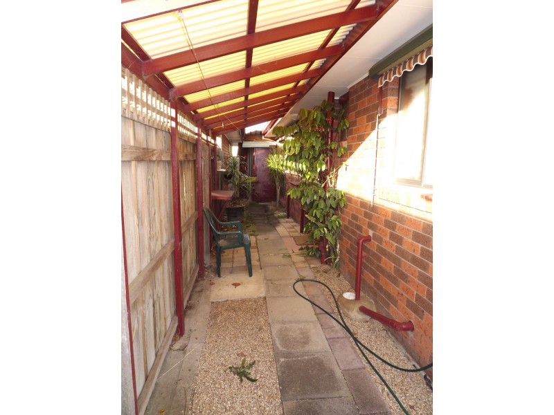 1/40 Haigh Street, Moe VIC 3825