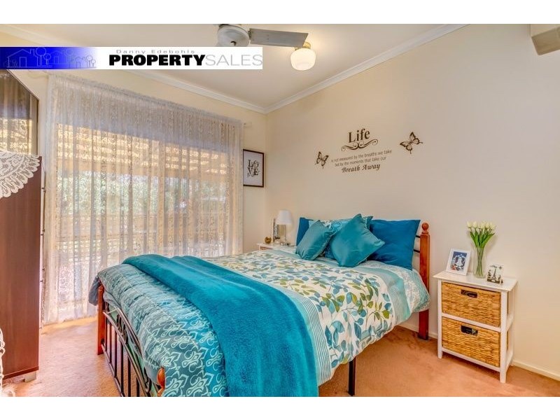 26 Jeeralang Avenue, Newborough VIC 3825