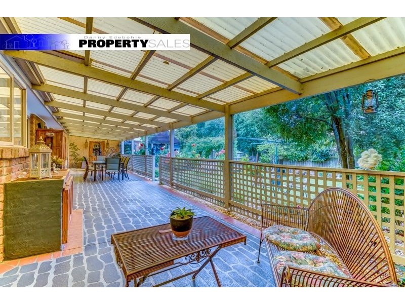 26 Jeeralang Avenue, Newborough VIC 3825