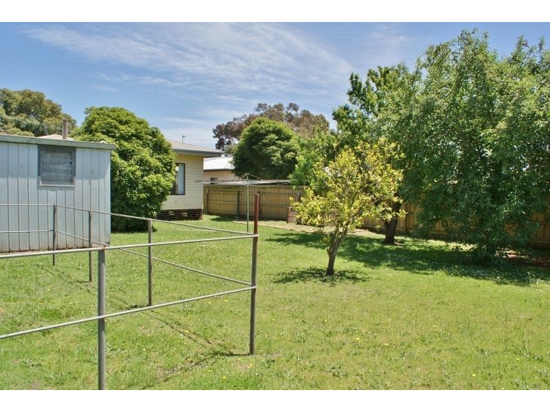 37 Truscott Road, Moe VIC 3825