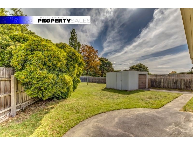 1 Ellinbank Street, Newborough VIC 3825