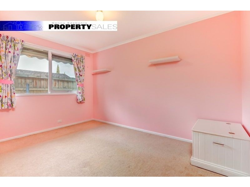 10 Crowe Court, Newborough VIC 3825