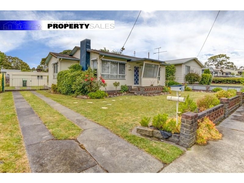 9 Western Avenue, Newborough VIC 3825