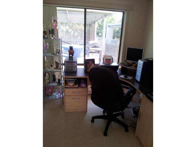 7 Libra Crescent, Moe VIC 3825