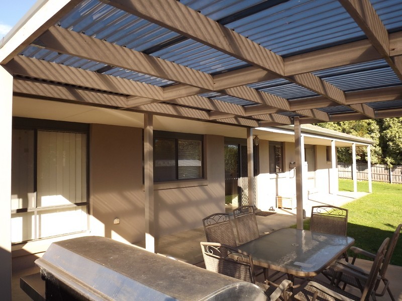 7 Libra Crescent, Moe VIC 3825