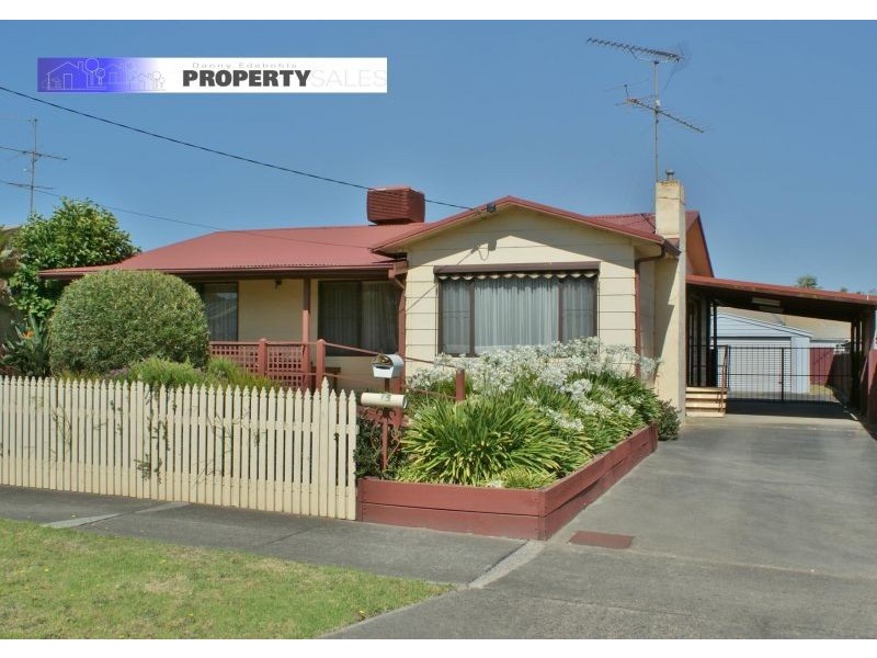 74 Boolarra Avenue, Newborough VIC 3825