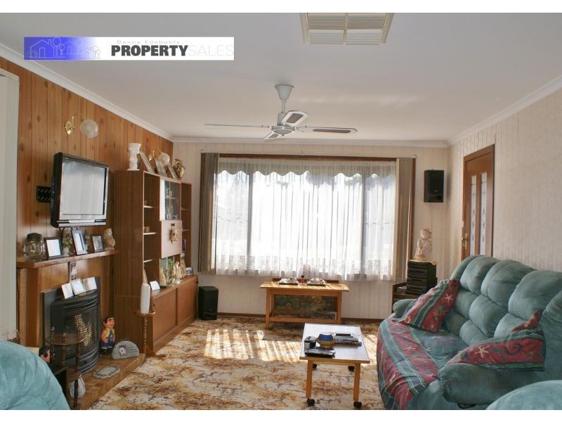 74 Boolarra Avenue, Newborough VIC 3825