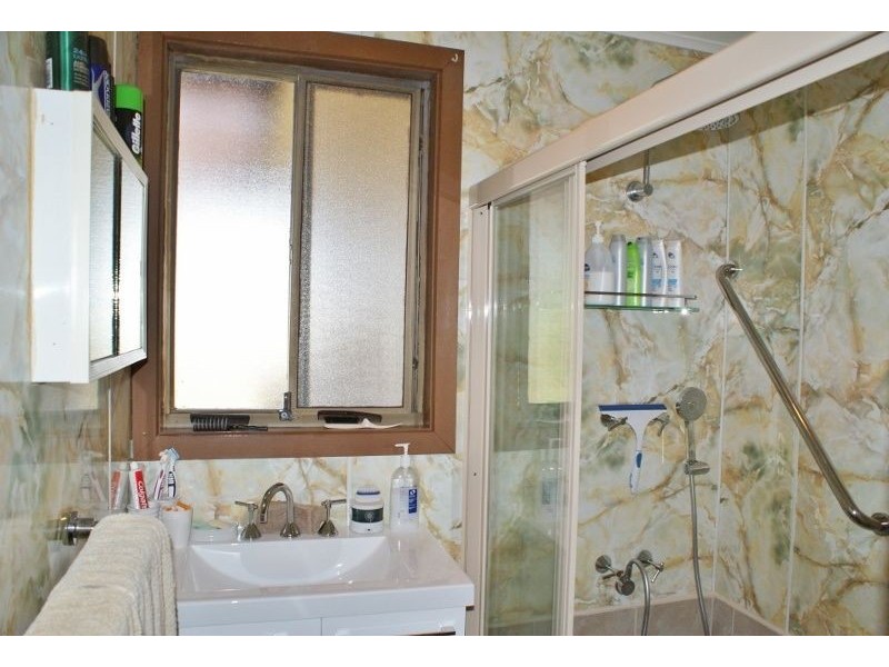 74 Boolarra Avenue, Newborough VIC 3825