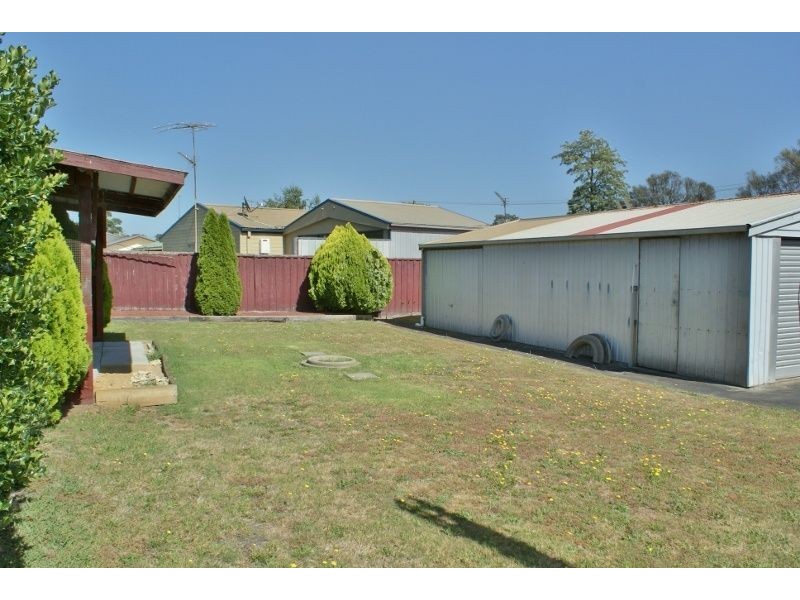 74 Boolarra Avenue, Newborough VIC 3825