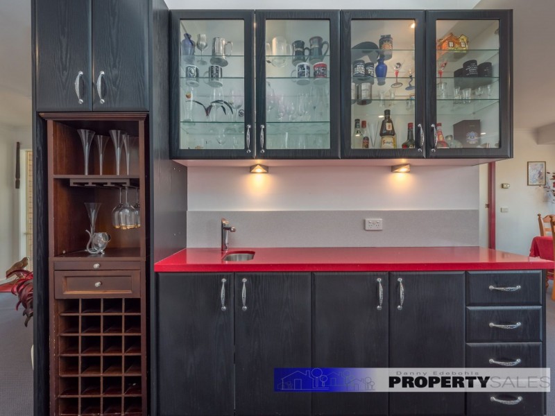 11-13 Stirling Street, Moe VIC 3825