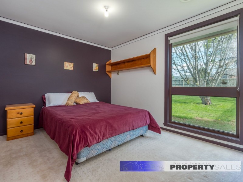 11-13 Stirling Street, Moe VIC 3825