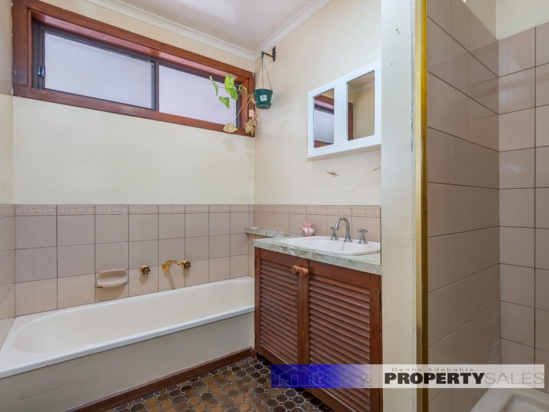 11-13 Stirling Street, Moe VIC 3825