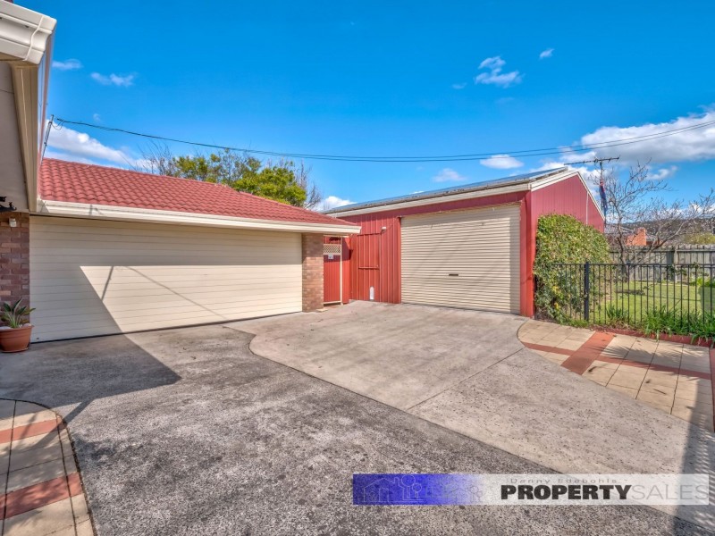 11-13 Stirling Street, Moe VIC 3825