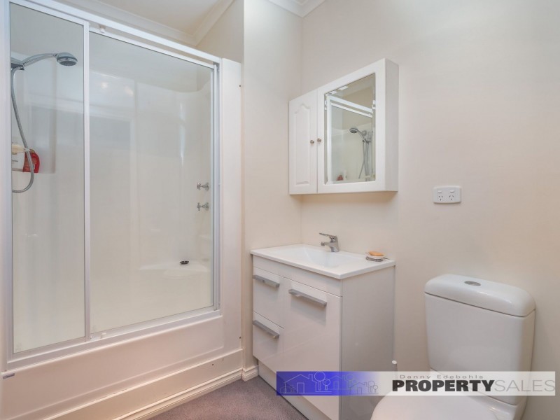 11-13 Stirling Street, Moe VIC 3825