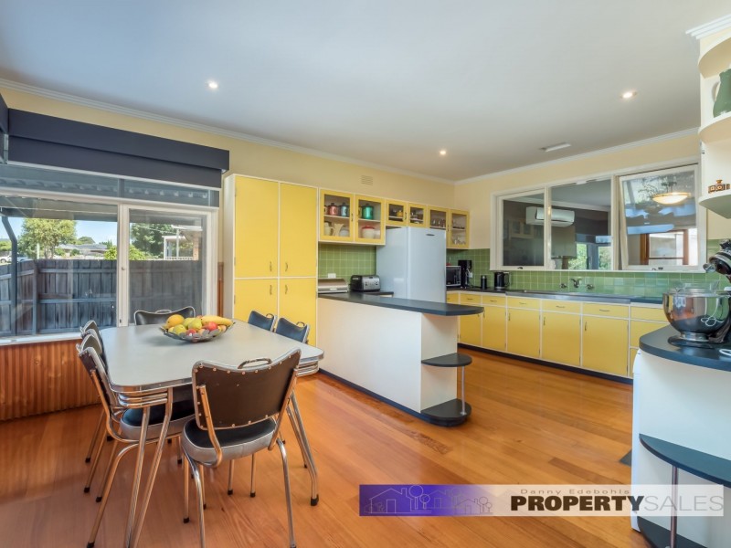 73 Torres Street, Newborough VIC 3825