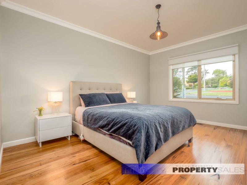 11 Murray Road, Newborough VIC 3825