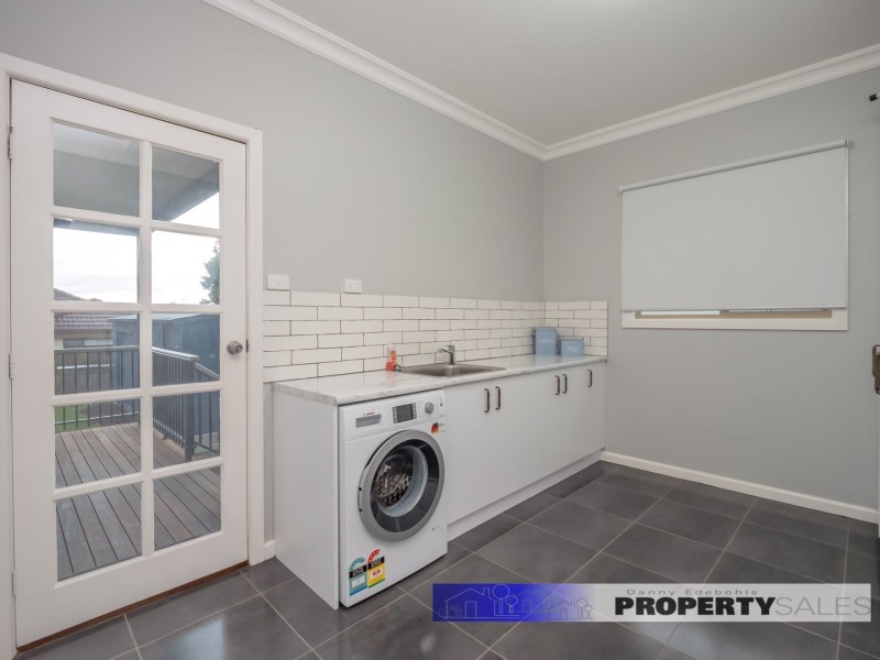 11 Murray Road, Newborough VIC 3825