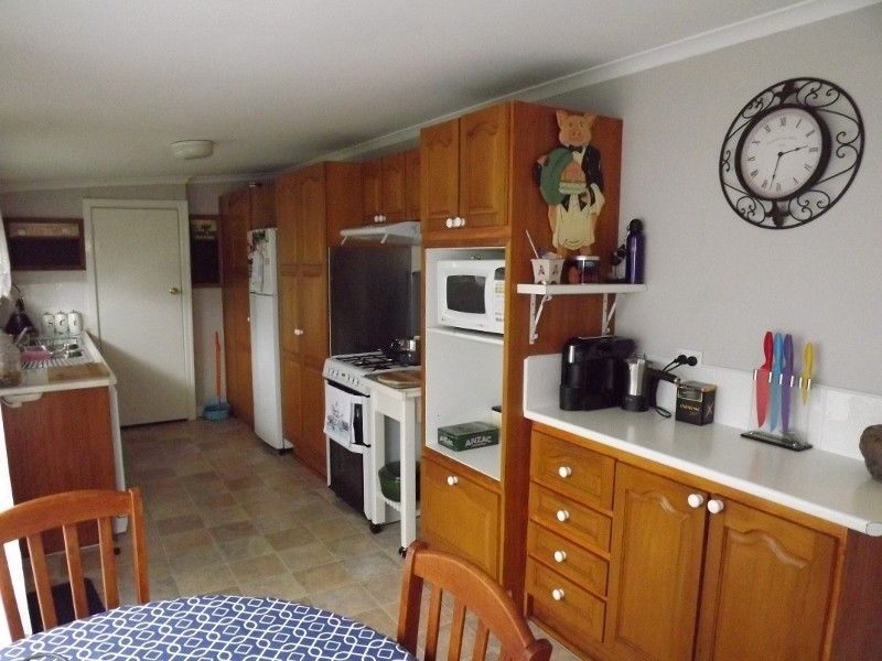 78  Hennessey Street, Moe VIC 3825