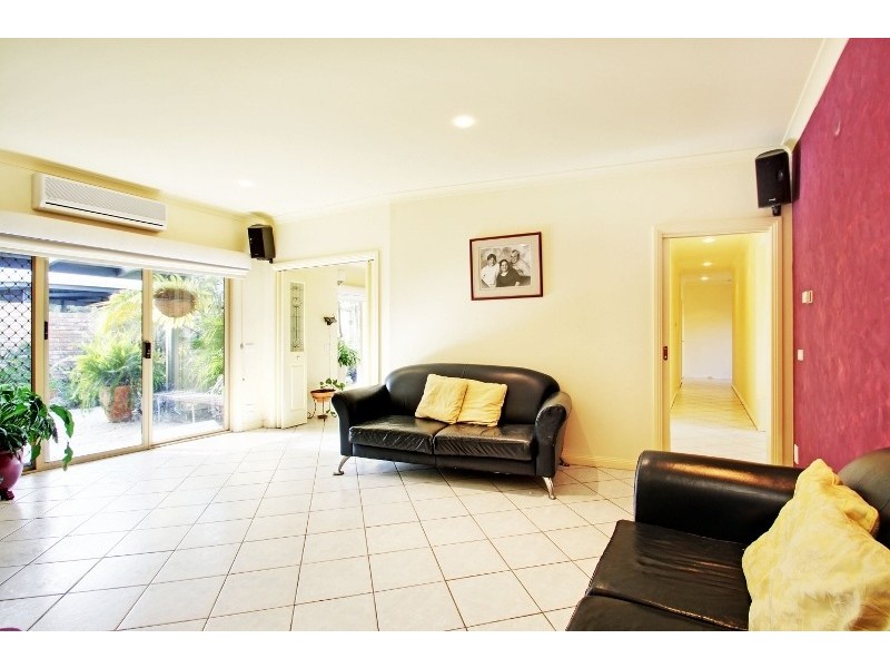 16  Furnell Street, Newborough VIC 3825