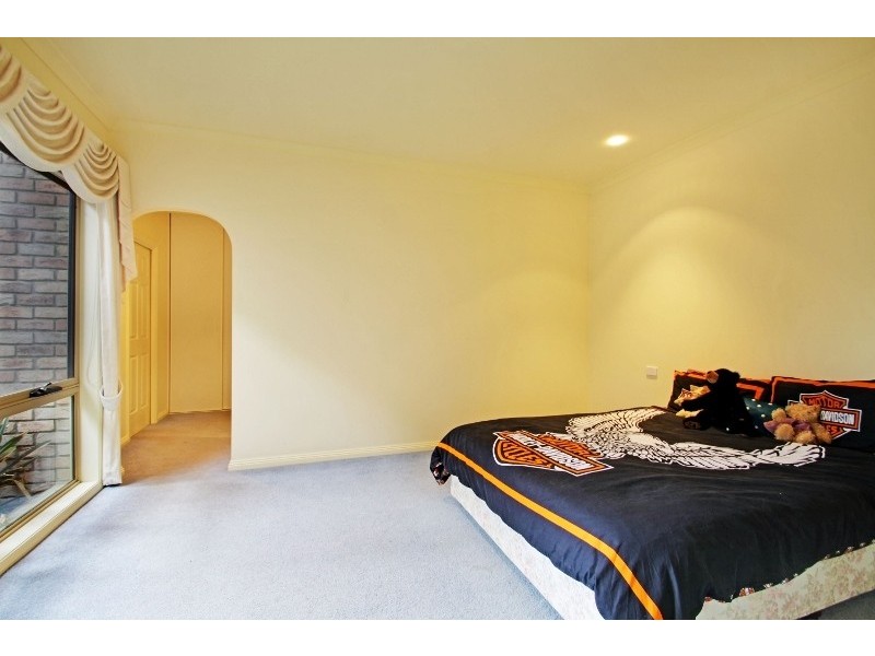 16  Furnell Street, Newborough VIC 3825