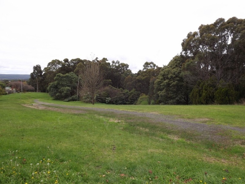 69 Lincoln Street, Moe VIC 3825