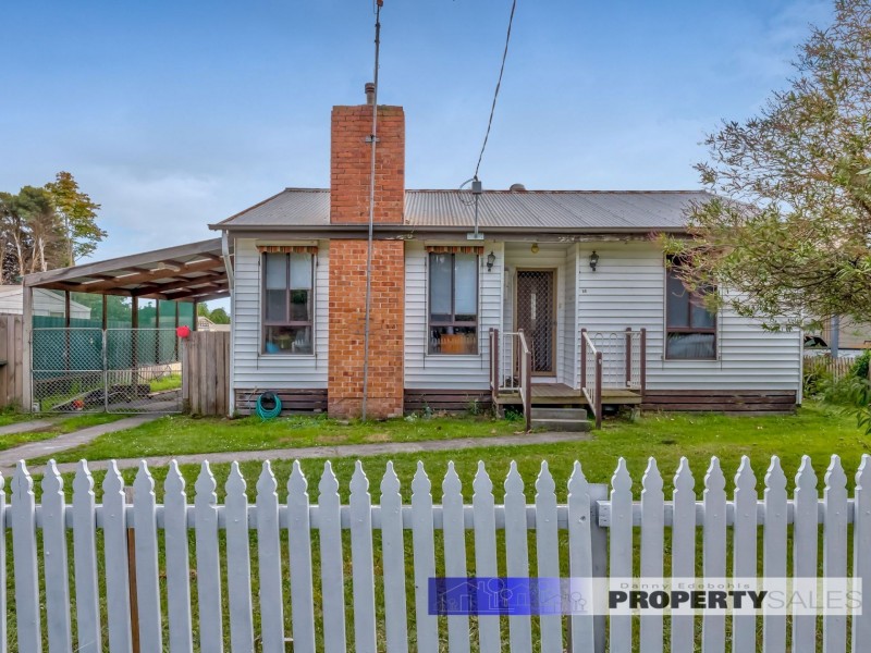 56 Service Road, Moe VIC 3825