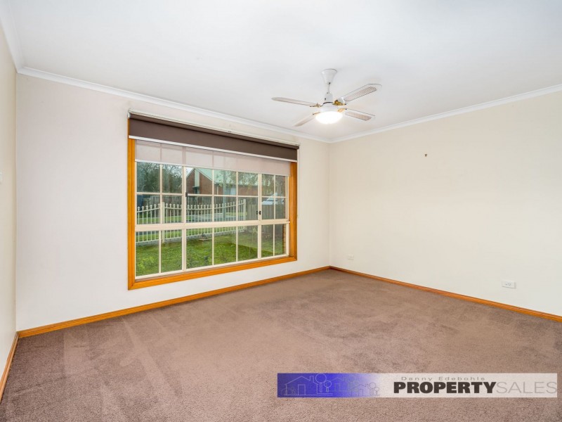 4 Furnell Street, Newborough VIC 3825