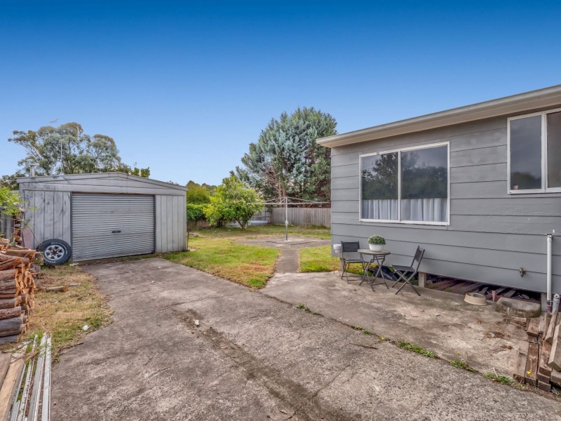 48 Darlimurla Avenue, Newborough VIC 3825