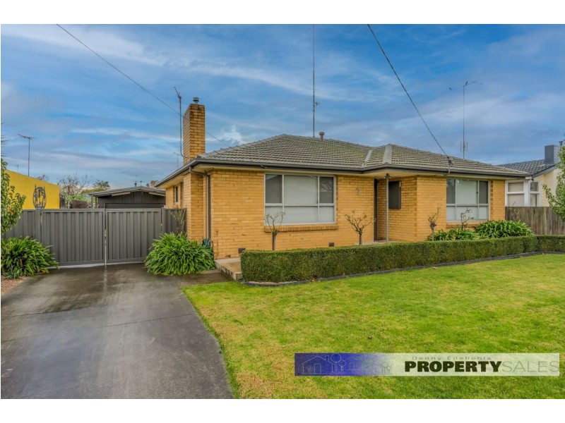 2 Castle Street, Moe VIC 3825