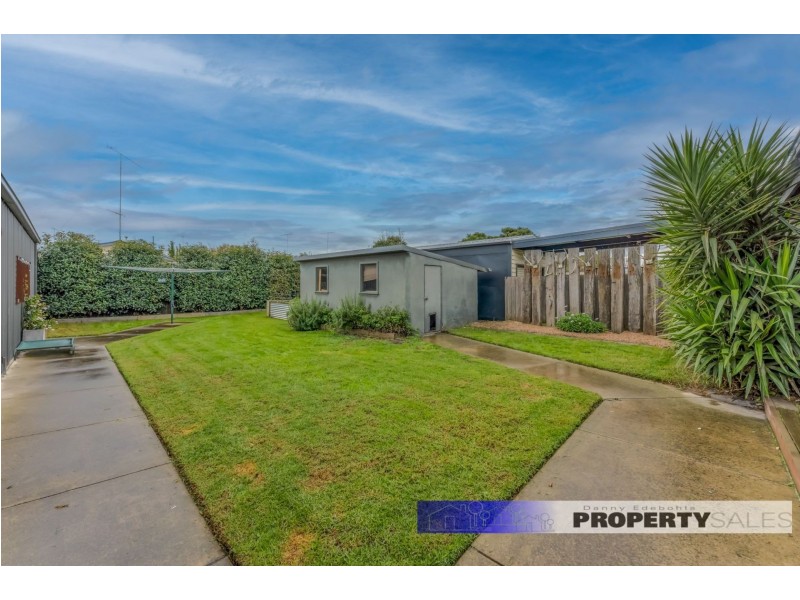 2 Castle Street, Moe VIC 3825
