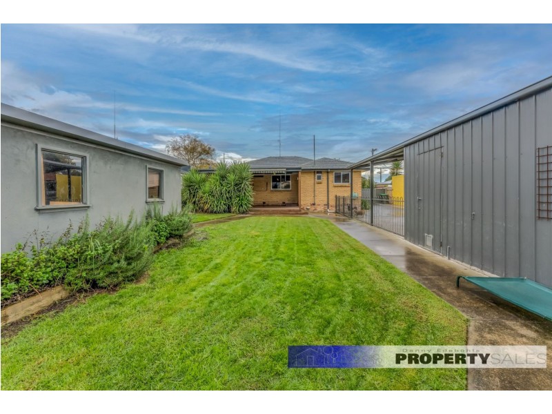 2 Castle Street, Moe VIC 3825