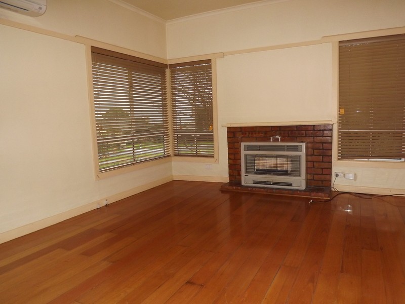 5  Scott Avenue, Moe VIC 3825