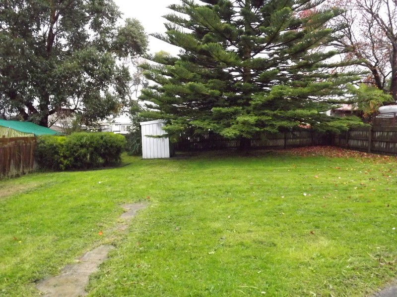 5  Scott Avenue, Moe VIC 3825