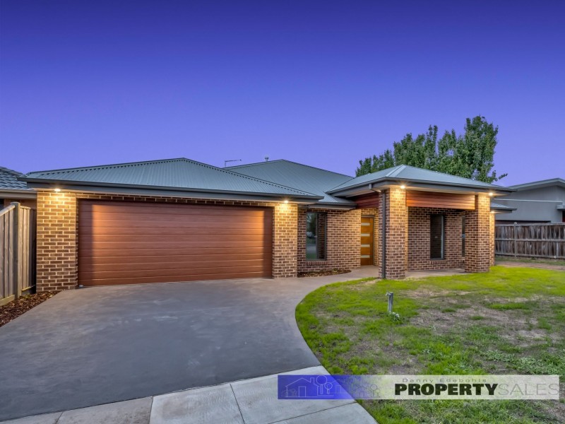 03 Rotheram Court, Trafalgar VIC 3824