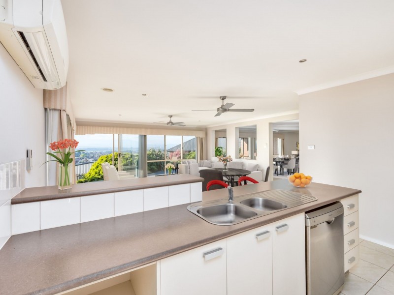 5 Sharnee Court, Moe VIC 3825