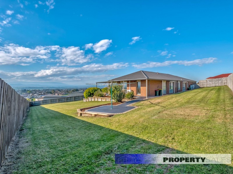 5 Sharnee Court, Moe VIC 3825