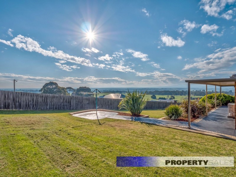 5 Sharnee Court, Moe VIC 3825
