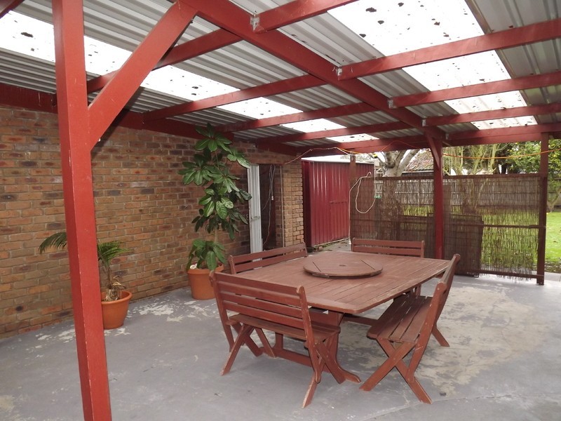 3 Castle Street, Moe VIC 3825