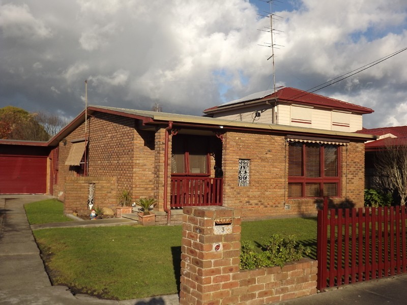3 Castle Street, Moe VIC 3825