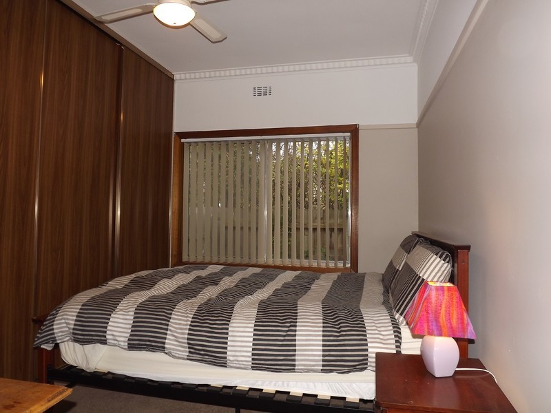 27 Heather Grove, Newborough VIC 3825
