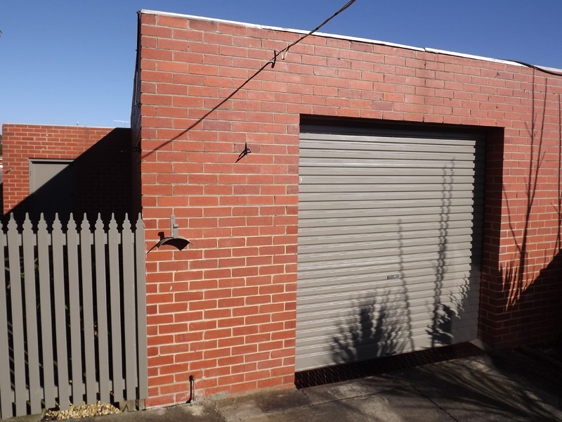 27 Heather Grove, Newborough VIC 3825