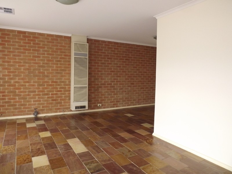22 Jeeralang Avenue, Newborough VIC 3825
