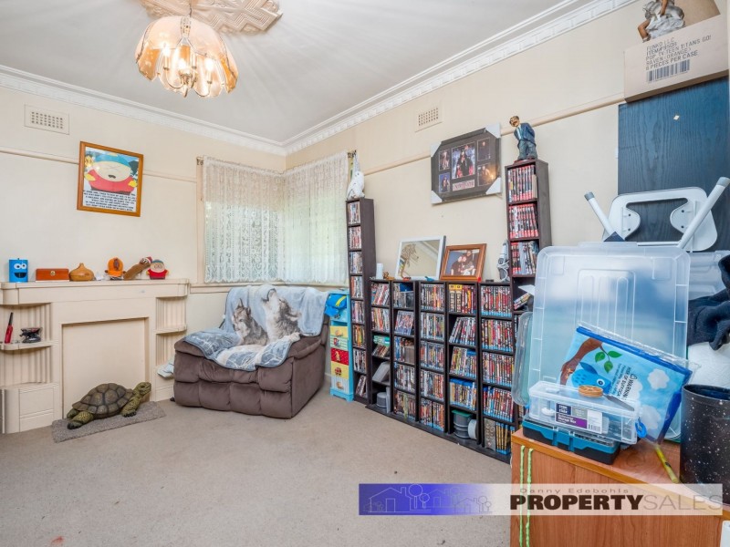 6 Railway Crescent, Moe VIC 3825