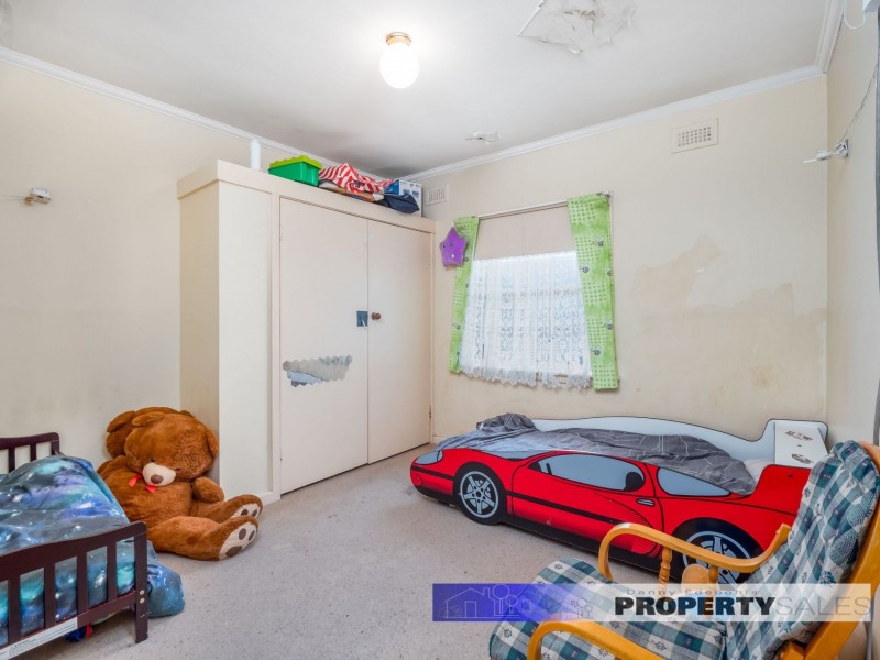 6 Railway Crescent, Moe VIC 3825