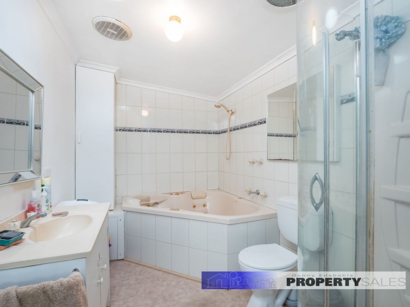 6 Railway Crescent, Moe VIC 3825